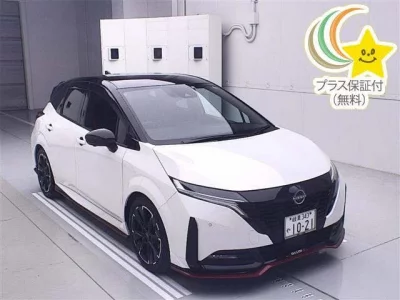 Nissan AURA