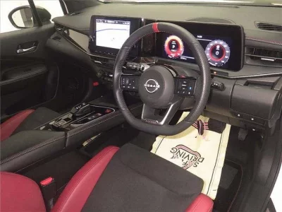 Nissan AURA