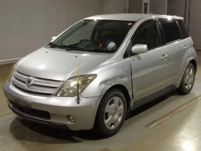 Toyota IST