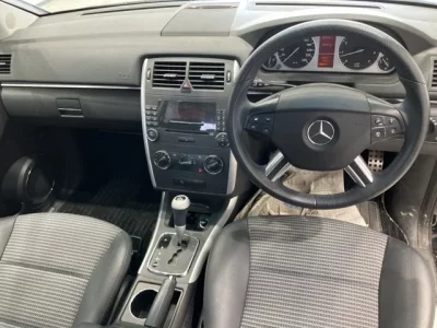 Mercedes-Benz B CLASS