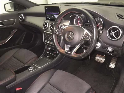 Mercedes-Benz CLA CLASS
