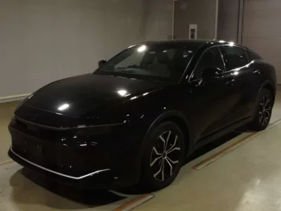 Toyota CROWN CROSSOVER