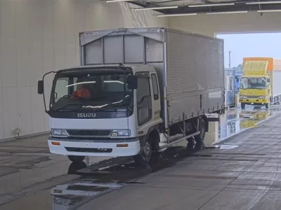 Isuzu FORWARD