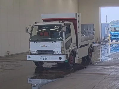 Mitsubishi FUSO FIGHTER
