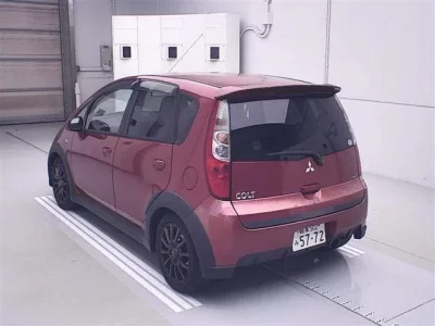 Mitsubishi COLT