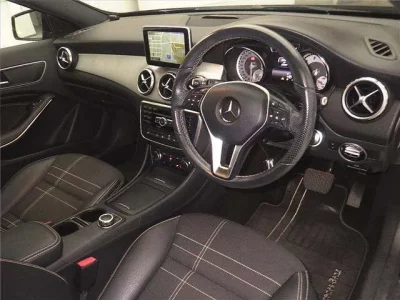 Mercedes-Benz GLA CLASS