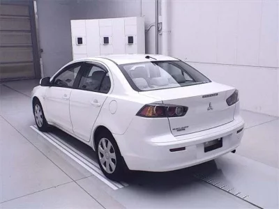 Mitsubishi GALANT FORTIS