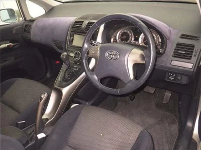 Toyota BLADE