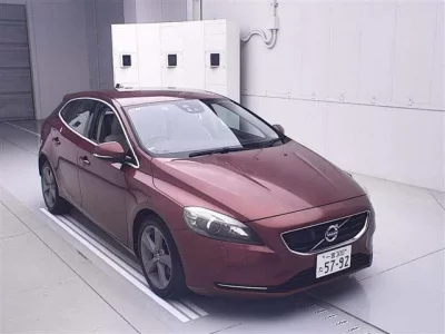 Volvo V40
