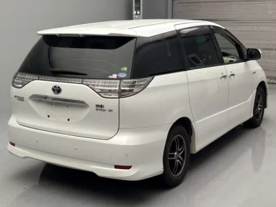 Toyota ESTIMA HYBRID