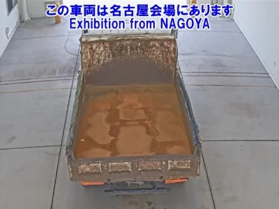 Nissan TRUCK