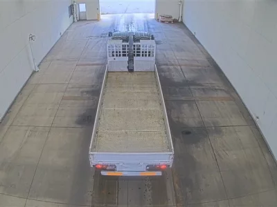 Nissan TRUCK