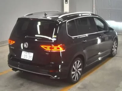 Volkswagen GOLF TOURAN