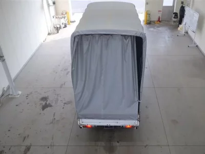 Nissan TRUCK