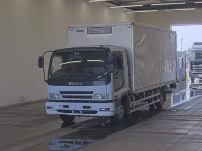 Isuzu FORWARD
