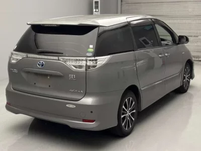 Toyota ESTIMA HYBRID
