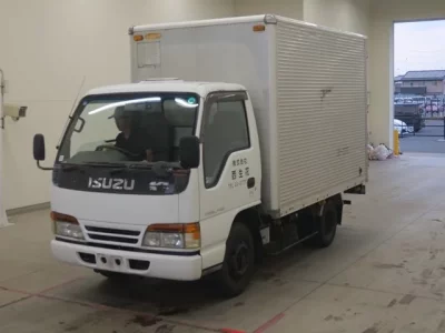 Isuzu ELF