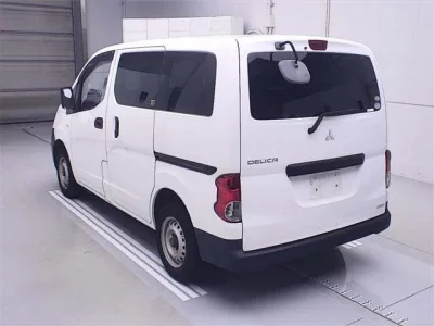 Mitsubishi DELICA
