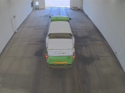 Nissan TRUCK