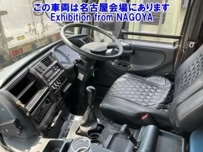 Nissan TRUCK