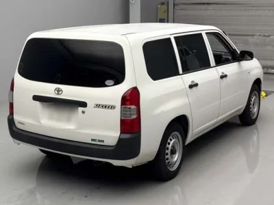 Toyota SUCCEED