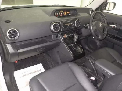 Toyota COROLLA RUMION