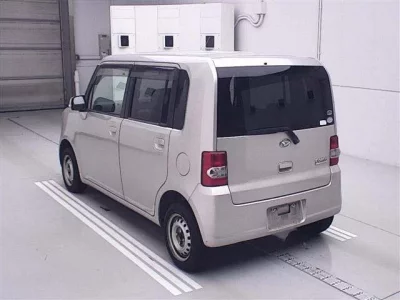 Daihatsu MOVE CONTE