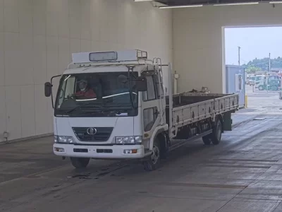 Nissan CONDOR