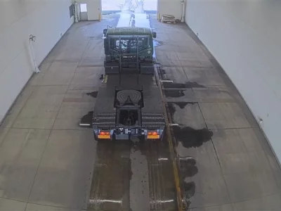 Nissan TRUCK