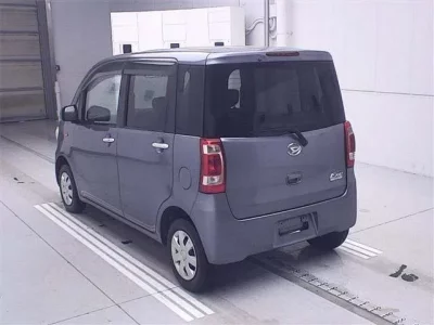 Daihatsu TANTO EXE