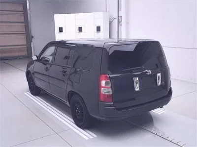 Toyota SUCCEED