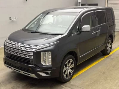 Mitsubishi DELICA D5
