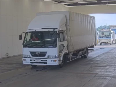 Nissan CONDOR