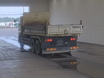 Hino TRUCK