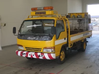 Isuzu ELF