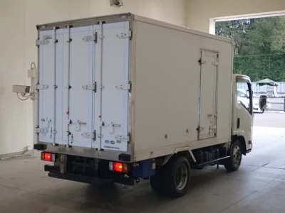Isuzu ELF