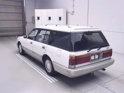 Toyota CROWN WAGON