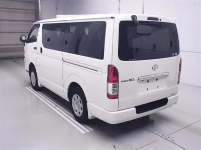Toyota REGIUS ACE VAN