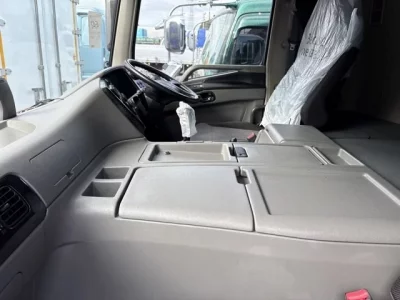 Mitsubishi SUPER GREAT