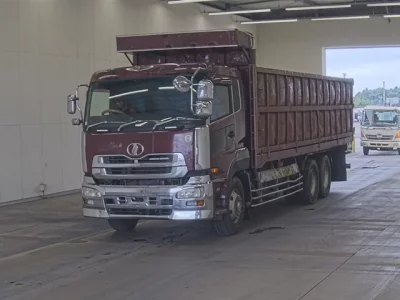 Nissan TRUCK
