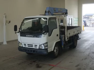 Isuzu ELF