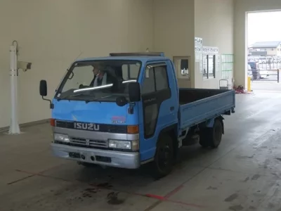 Isuzu ELF