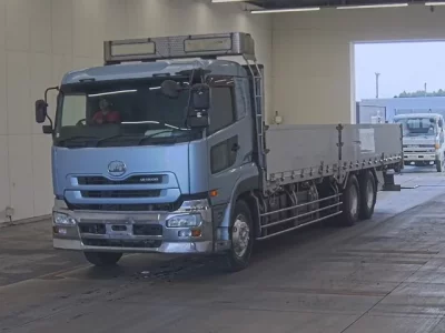 Nissan TRUCK