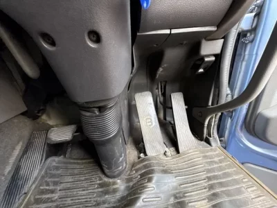 Nissan TRUCK