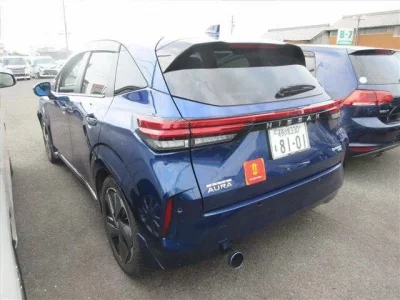 Nissan AURA