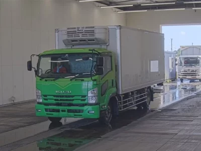 Isuzu FORWARD