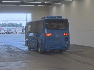 Mitsubishi BUS