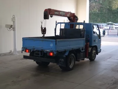 Isuzu TRUCK