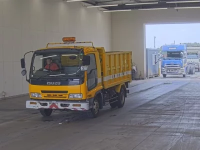 Isuzu FORWARD