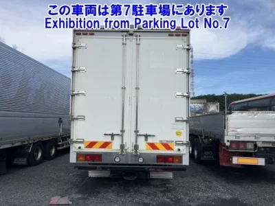 Nissan QUON